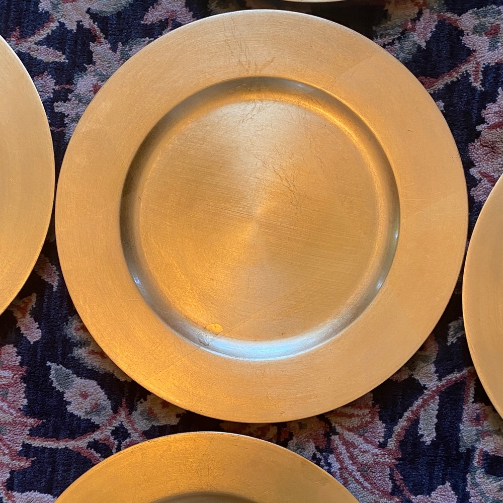 Set of 5 Gold Decorative Charger Plates for Table Settings - Picture 5 of 10